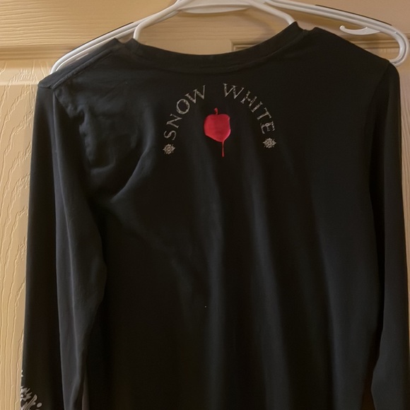 GUC Disney Snow White Long Sleeve Tee - Picture 4 of 4